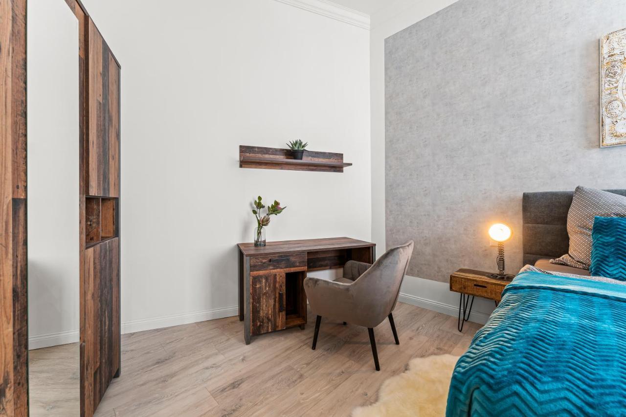 ברלין The Mierendorf Hinterhaus, 2 Bed Rooms Up To 4 People מראה חיצוני תמונה